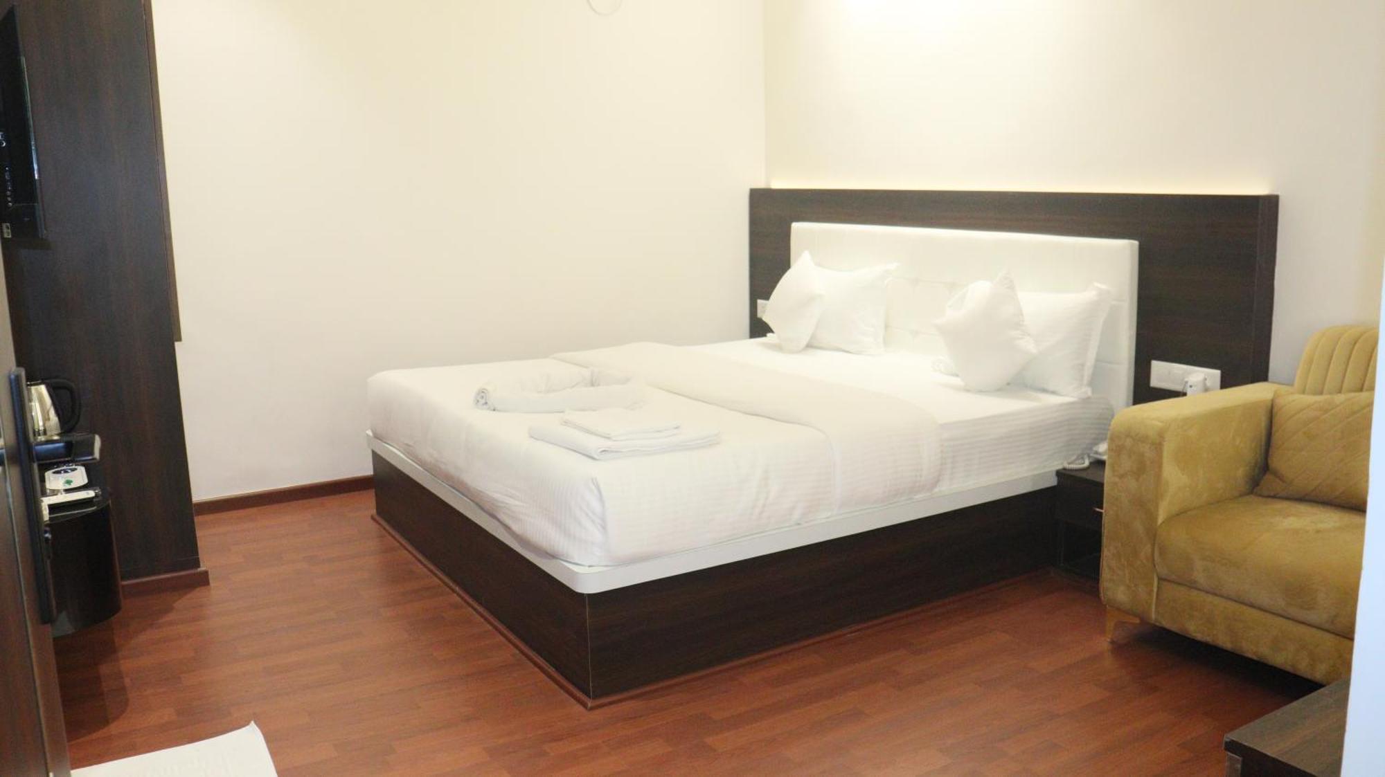 Hotel Jvw Arena Motihari Екстериор снимка